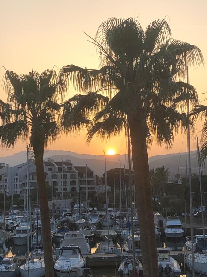 Petit Cocon Magnifique Vue Sur Marina Dans Le Golfe De Saint Tropez Apartment Cogolin Luaran gambar